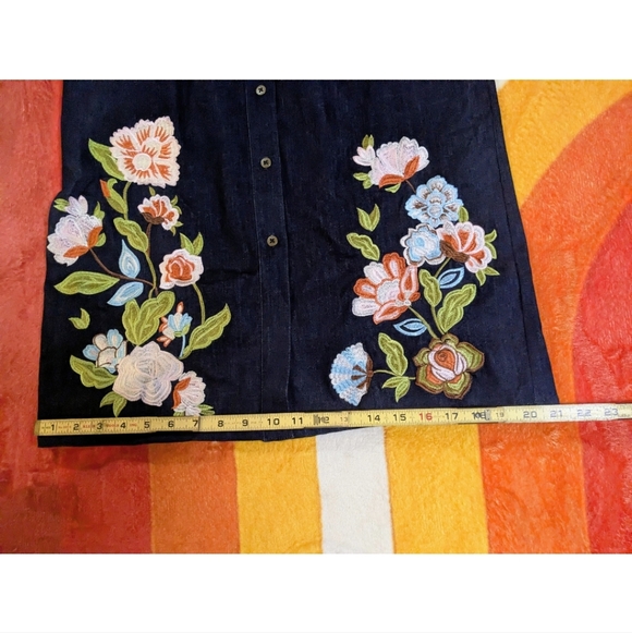 NWT! New York & Co. Dark Blue Denim Floral Embroidered Dress Midi Shirtdress MED - Picture 15 of 15